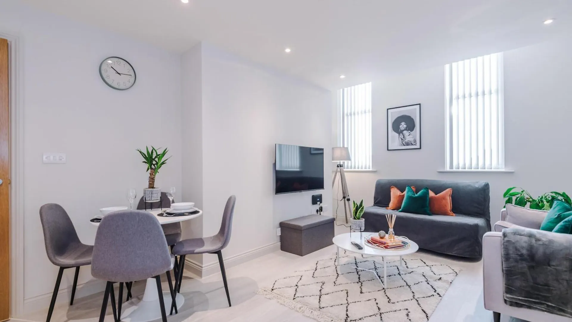 Business Stays - 1 Bed Leeds Flat With 2 Beds & Sofa Bed - 7 Night Min! Apartment Leeds (West Yorkshire)
